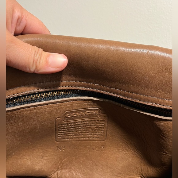 RARE Vintage Coach Court Bag in Burnished Glove Tan Leather - Picture 12 of 16
